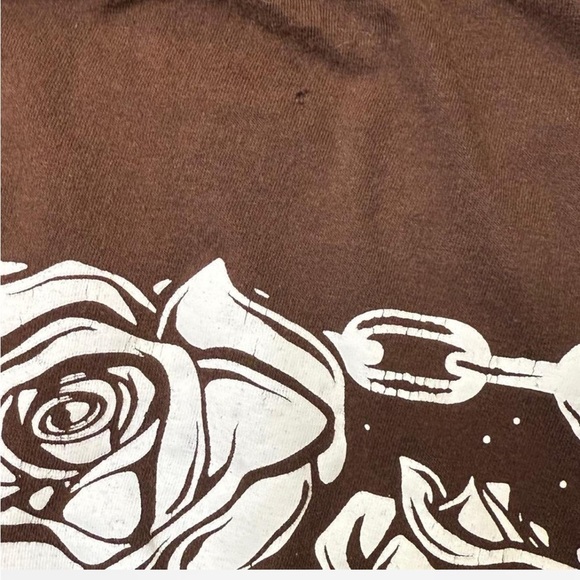 Brown Graphic T-Shirt with Skulls and Dice large - Picture 5 of 5